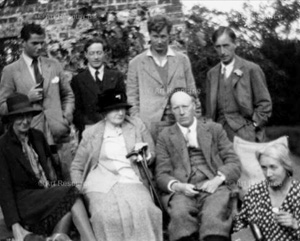 A photograph of the English Bloomsbury group